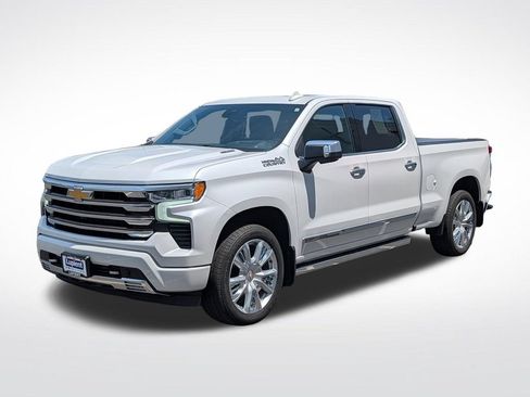 Used 2022 Chevrolet Silverado 1500 High Country w/ High Country Premium Package AWD/4WD image 9