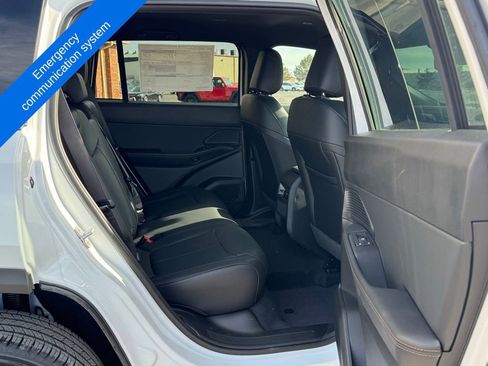 New 2026 Jeep Cherokee Limited image 13