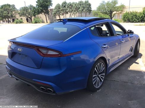 Used 2019 Kia Stinger Premium RWD image 5
