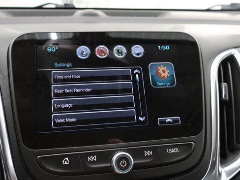 Used 2018 Chevrolet Equinox Premier image 49