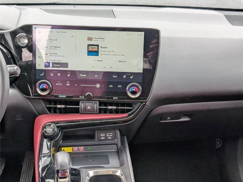 Used 2023 Lexus NX 350 AWD image 18