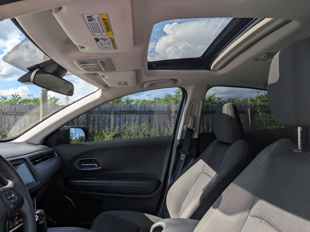 Used 2022 Honda HR-V EX image 21