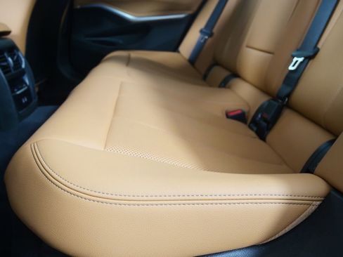 Certified 2025 BMW 330i Sedan RWD image 14
