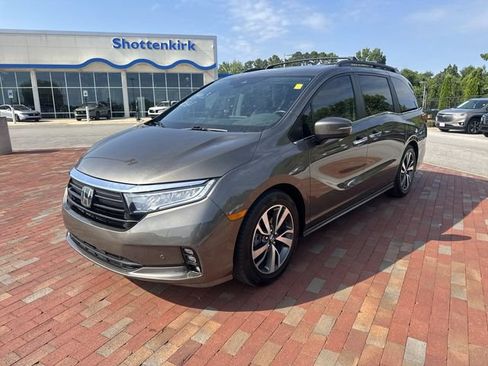 Used 2022 Honda Odyssey Touring image 4