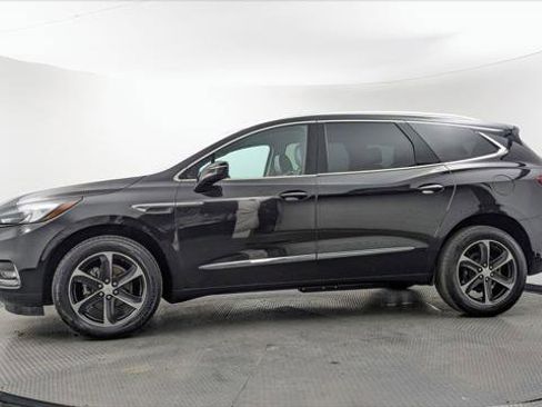 Used 2021 Buick Enclave Essence w/ Sport Touring Edition FWD image 3