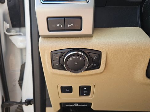 Used 2020 Ford F350 Lariat w/ Lariat Ultimate Package image 16