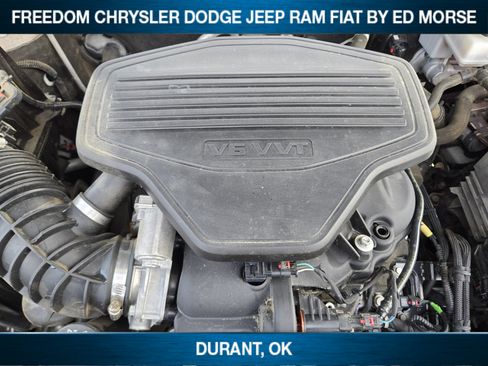 Used 2020 GMC Acadia Denali w/ Technology Package FWD image 23