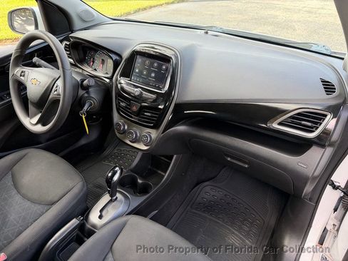 Used 2021 Chevrolet Spark LT image 37