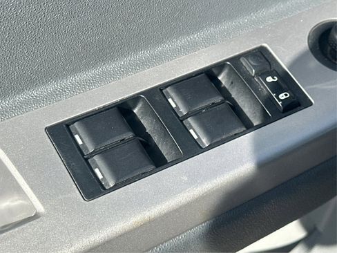 Used 2008 Chrysler Sebring Touring image 20