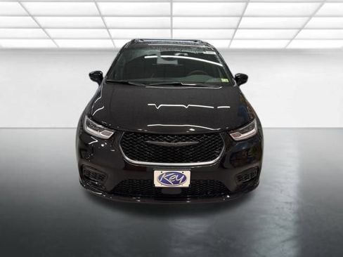 New 2026 Chrysler Pacifica Select w/ S Appearance Package image 11