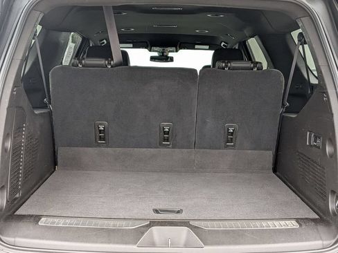 Used 2021 GMC Yukon XL Denali AWD/4WD image 34