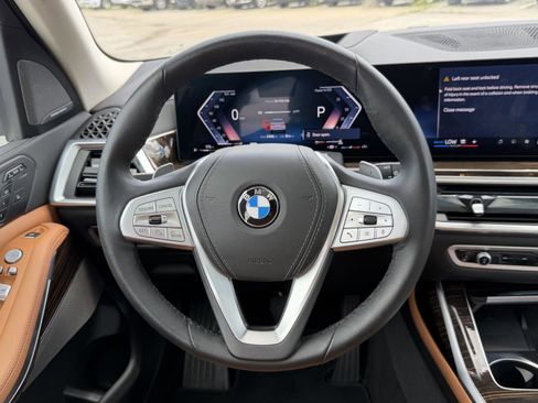 Used 2026 BMW X7 xDrive40i AWD/4WD image 21