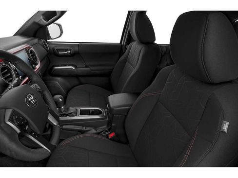 Used 2020 Toyota Tacoma TRD Sport w/ Technology Package RWD image 6
