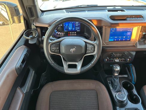 Used 2023 Ford Bronco Outer Banks image 26