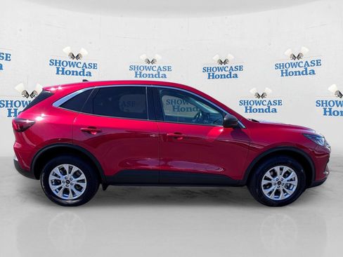 Used 2023 Ford Escape Active AWD/4WD image 9