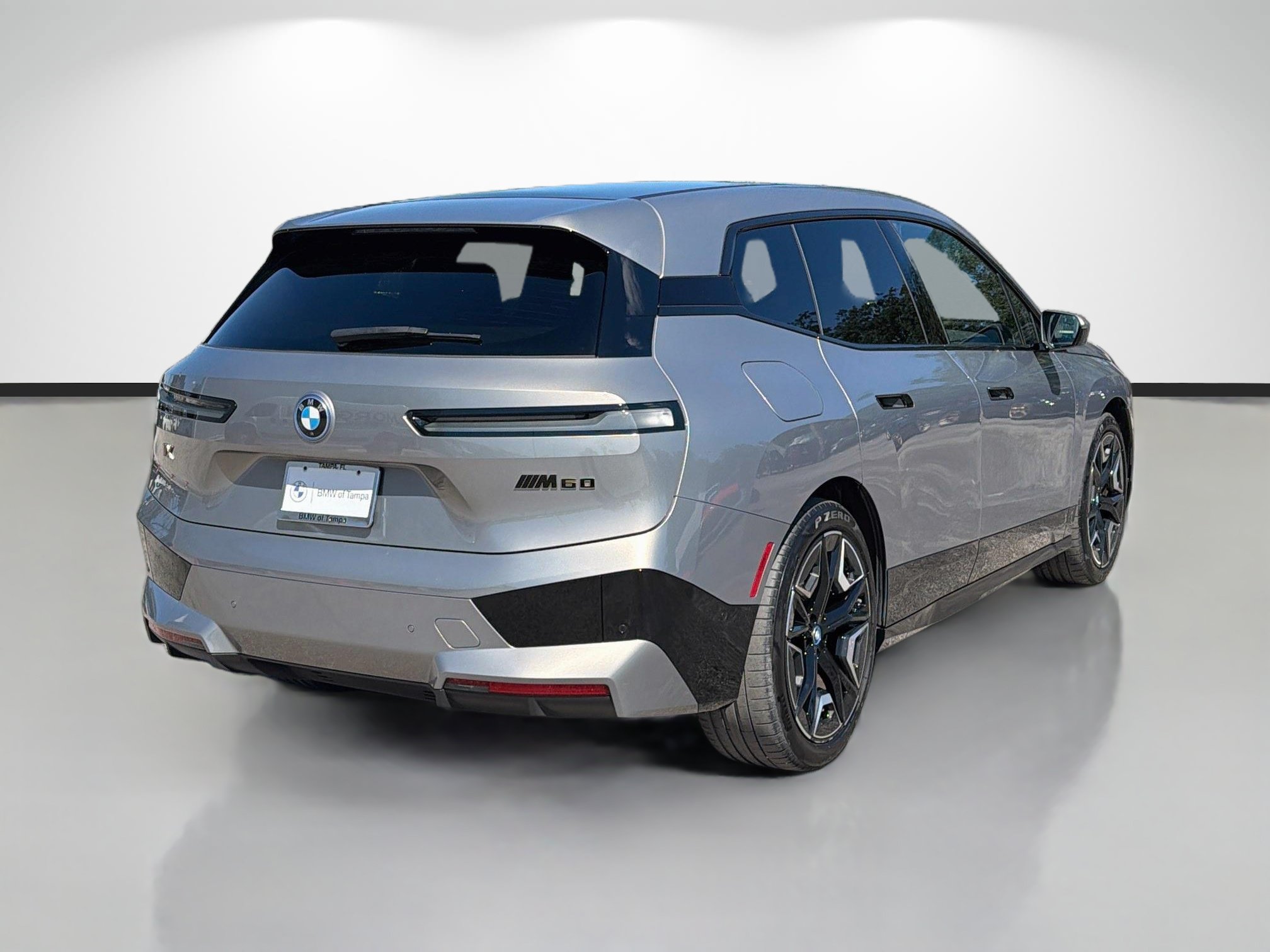 Used 2024 BMW iX M60 AWD/4WD image 3