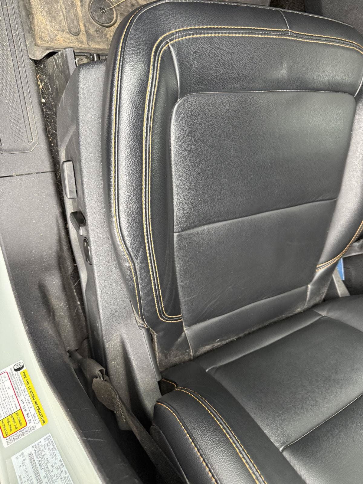 Used 2024 Ford Bronco Badlands AWD/4WD image 14