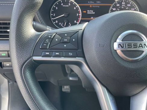 Used 2023 Nissan Sentra SV FWD image 14