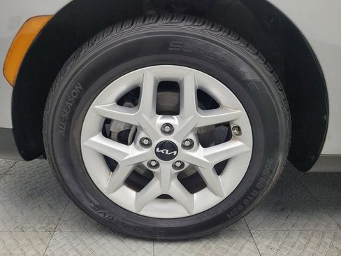 Used 2024 Kia Soul LX w/ Option Group 015 image 31