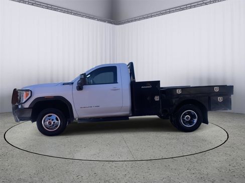 Used 2022 GMC Sierra 3500 SLE w/ SLE Convenience Package image 6