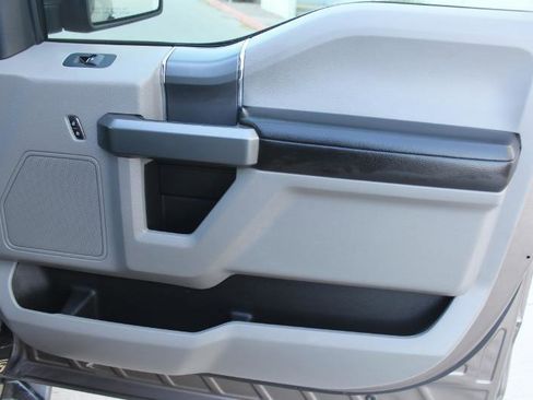 Used 2018 Ford F150 XLT w/ Equipment Group 302A Luxury image 27