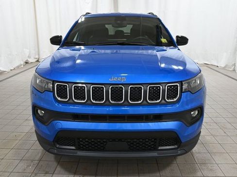 Used 2024 Jeep Compass Latitude image 15