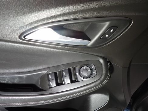 Used 2020 Buick Encore GX Select image 8