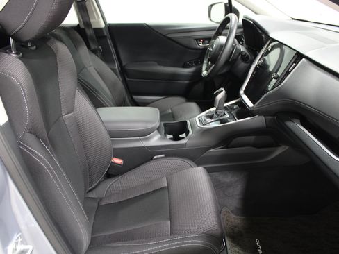 Used 2024 Subaru Outback Premium AWD/4WD image 23