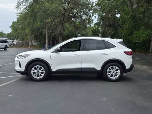 Certified 2023 Ford Escape Active w/ Tech Pack #1 AWD/4WD image 9