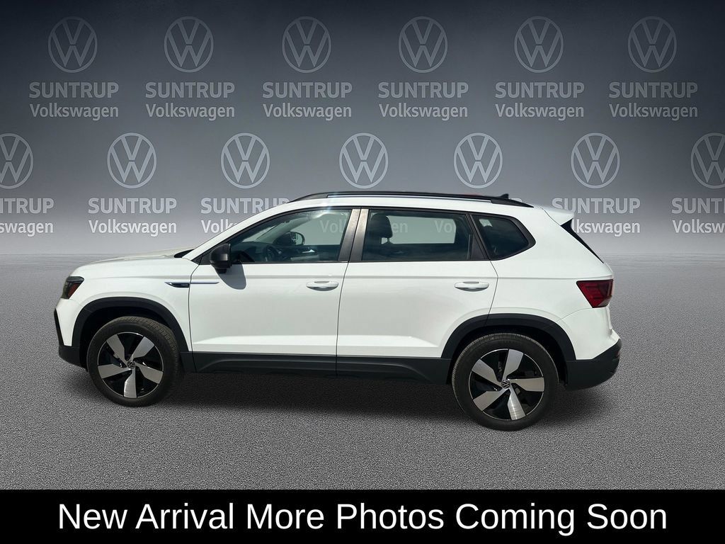 Used 2023 Volkswagen Taos S AWD/4WD image 2