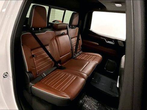 Used 2024 GMC Sierra 1500 Denali Ultimate AWD/4WD image 26