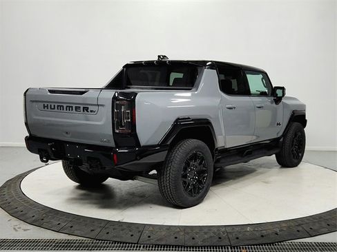 New 2026 GMC Hummer EV 4x4 Crew Cab image 7