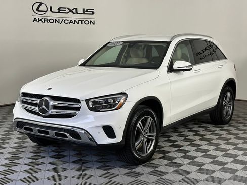 Used 2021 Mercedes-Benz GLC 300 4MATIC image 9