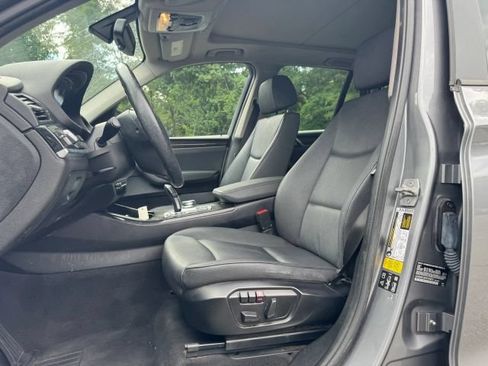 Used 2017 BMW X3 xDrive28i AWD/4WD image 18