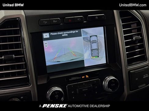 Used 2018 Ford F150 Platinum w/ Equipment Group 701A Luxury image 9