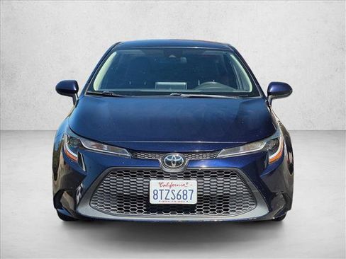 Used 2021 Toyota Corolla LE w/ Carpet Mat Package (TMS) FWD image 3