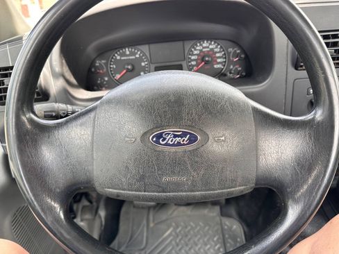 Used 2006 Ford F250 XL AWD/4WD image 17