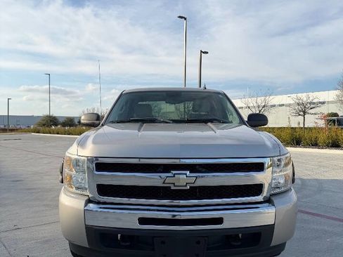 Used 2009 Chevrolet Silverado 1500 LT w/ Power Pack Plus image 2