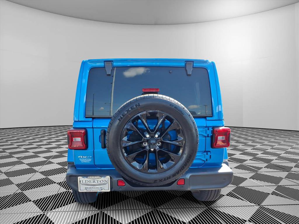 Used 2024 Jeep Wrangler Unlimited Sahara w/ Safety Group AWD/4WD image 26