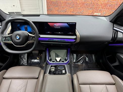 Certified 2025 BMW X3 xDrive30i w/ Premium Package image 12