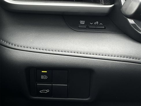 Used 2022 Toyota Highlander XSE image 20