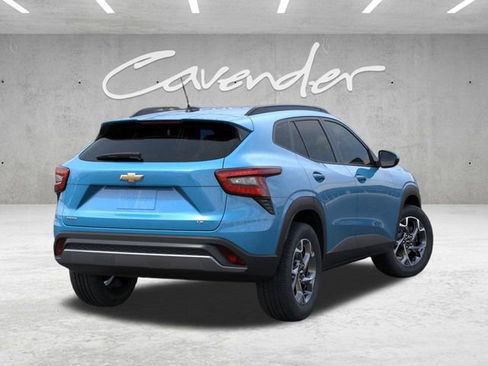 New 2026 Chevrolet Trax LT w/ Driver Confidence Package image 4