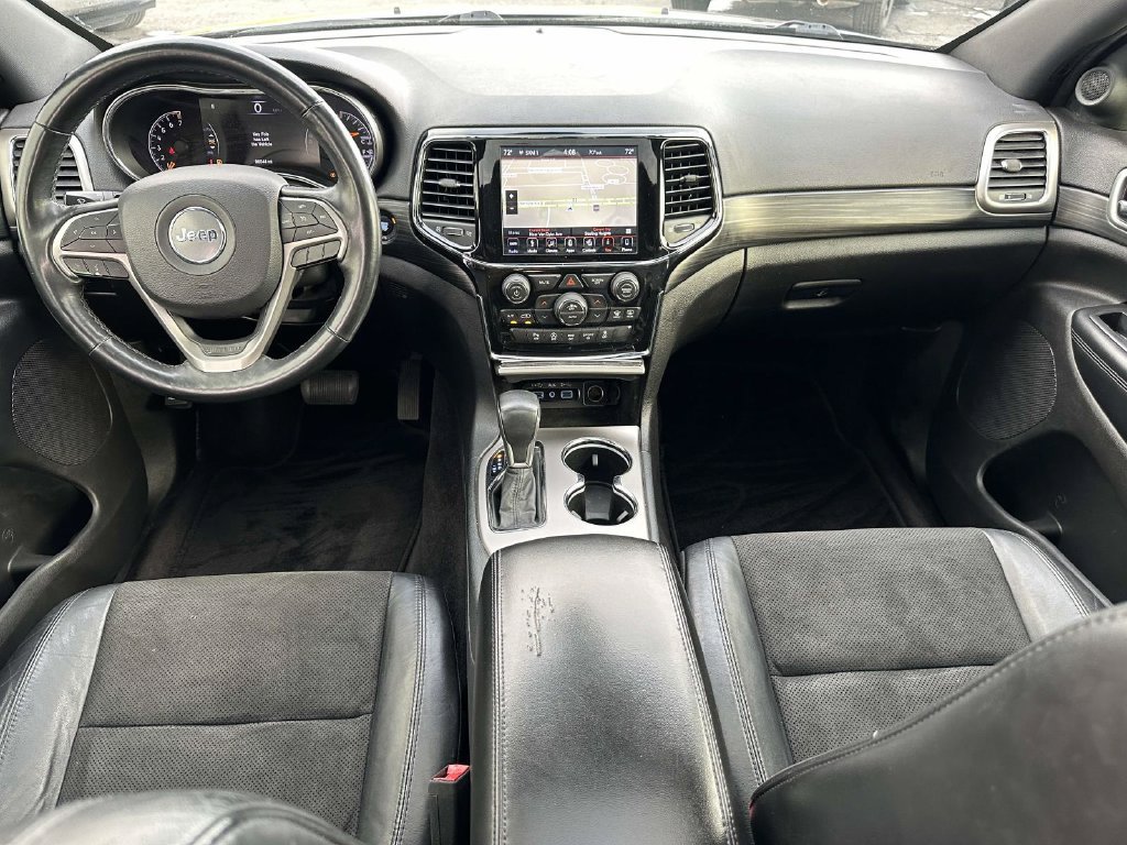 Used 2019 Jeep Grand Cherokee Altitude AWD/4WD image 15