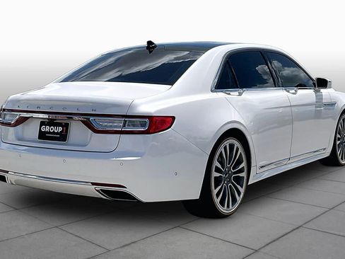 Used 2018 Lincoln Continental Reserve FWD image 12