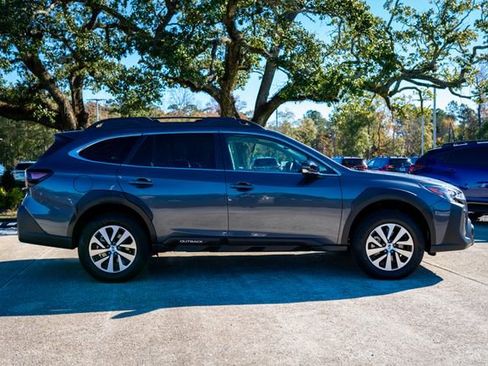 Certified 2025 Subaru Outback Premium image 21