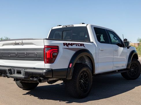 Used 2024 Ford F150 Raptor AWD/4WD image 9