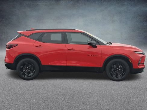 Used 2023 Chevrolet Blazer LT w/ Sound & Technology Package image 6