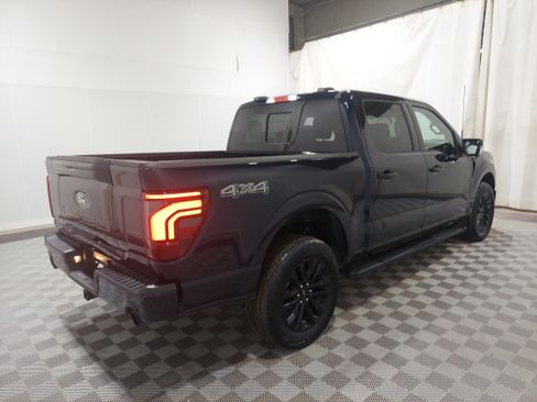 Used 2025 Ford F150 Lariat w/ Equipment Group 502A High AWD/4WD image 3