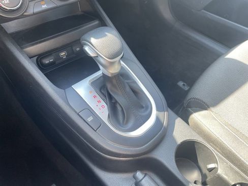 Used 2024 Kia Forte LXS image 16