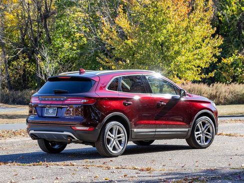 Used 2017 Lincoln MKC Reserve w/ Lincoln MKC Climate Package image 4